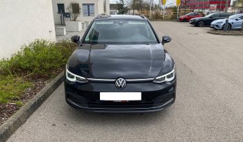 
									Volkswagen Golf VIII Variant Style 2.0TDI DSG MATRIX*VIRTU*ACC+*AHK*R-Kam voll								