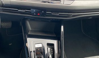
									Volkswagen Golf VIII Variant Style 2.0TDI DSG MATRIX*VIRTU*ACC+*AHK*R-Kam voll								