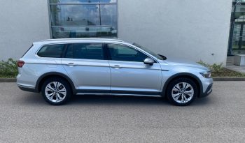 
									Volkswagen Passat Variant Alltrack 4Motion DSG MATRIX*ACC+*VIRTU*AHK*R-Kam voll								