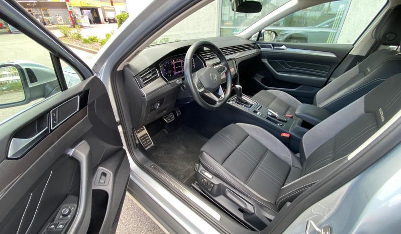 
								Volkswagen Passat Variant Alltrack 4Motion DSG MATRIX*ACC+*VIRTU*AHK*R-Kam voll									