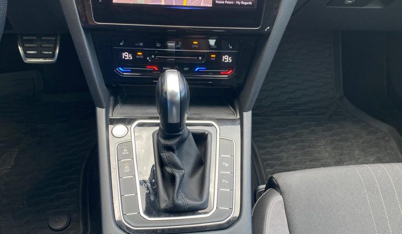 
								Volkswagen Passat Variant Alltrack 4Motion DSG MATRIX*ACC+*VIRTU*AHK*R-Kam voll									