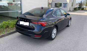 
									Skoda Octavia Limousine Style 2.0 TDI DSG MATRIX∗HUD∗ACC∗LINE*R-Kamera voll								