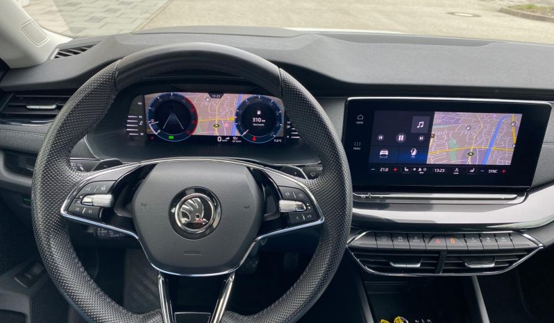 
								Skoda Octavia Limousine Style 2.0 TDI DSG MATRIX∗HUD∗ACC∗LINE voll									
