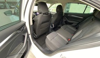 
									Skoda Octavia Limousine Style 2.0 TDI DSG MATRIX∗HUD∗ACC∗LINE voll								