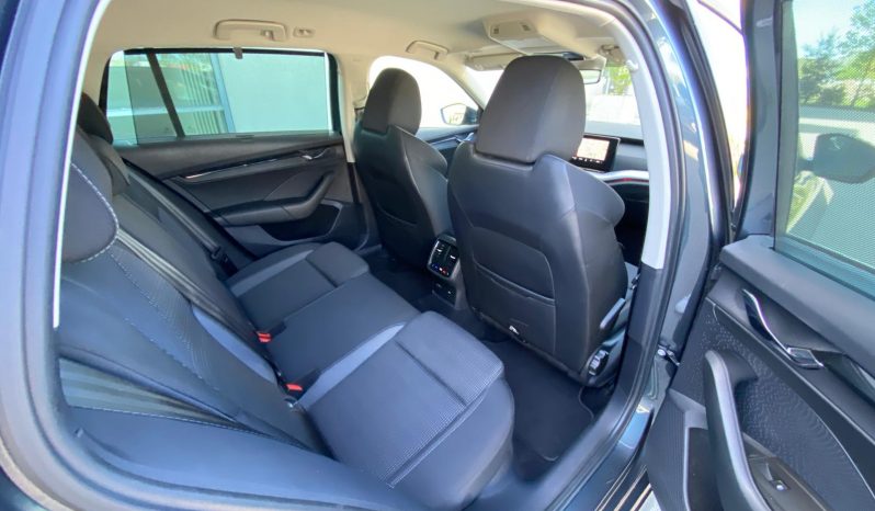 
								Skoda Octavia Combi 2.0 TDI DSG MATRIX*VIRTU*ACC+*Line*AHK voll									