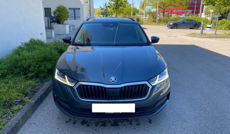 
								Skoda Octavia Combi 2.0 TDI DSG MATRIX*VIRTU*ACC+*Line*AHK voll									