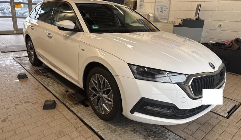 Skoda Octavia Combi Tour 2.0 TDI DSG MATRIX*LINE*AHK*