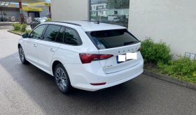 Skoda Octavia Combi Tour 2.0 TDI DSG MATRIX*LINE*AHK*