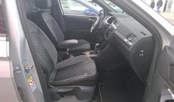 
									Volkswagen Tiguan R Line 2.0 TDI DSG MATRIX*R-KAM*ACC+*Key-Go*Line*AHK voll								