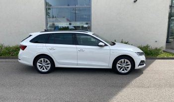 
									Skoda Octavia Combi Tour 2.0 TDI DSG MATRIX*LINE*AHK* voll								