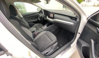 
									Skoda Octavia Combi Tour 2.0 TDI DSG MATRIX*LINE*AHK* voll								