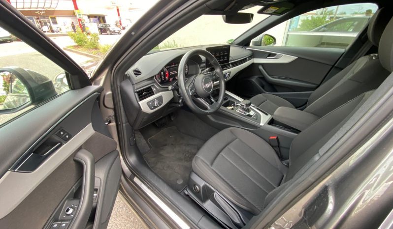 
								Audi A4 Lim. 40 TDI quattro MATRIX*VIRTU*R-Kamera* voll									