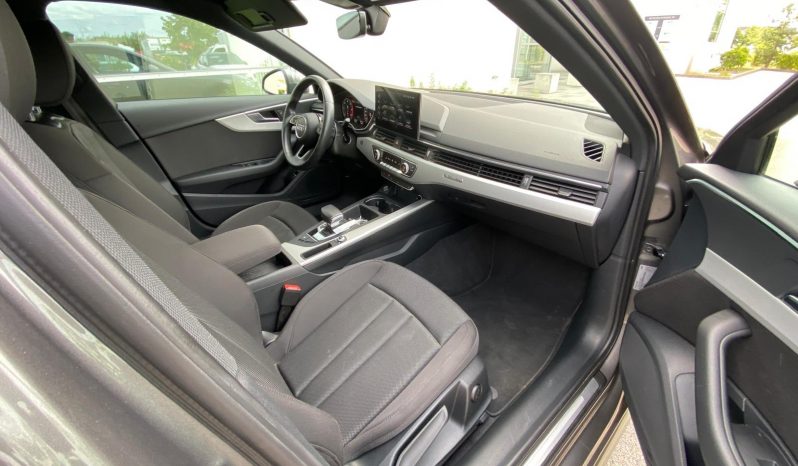 
								Audi A4 Lim. 40 TDI quattro MATRIX*VIRTU*R-Kamera* voll									
