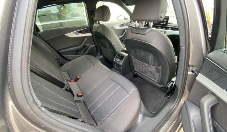 
								Audi A4 Lim. 40 TDI quattro MATRIX*VIRTU*R-Kamera* voll									