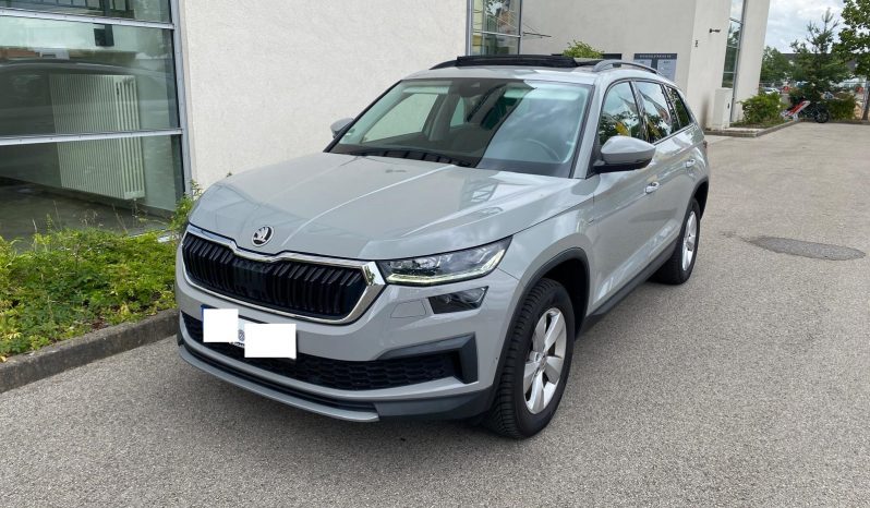 Škoda Kodiaq Clever 4×4 2.0 TDI MATRIX*VIRTU*StHz*Pano*7SITZ*360-Kam*AHK