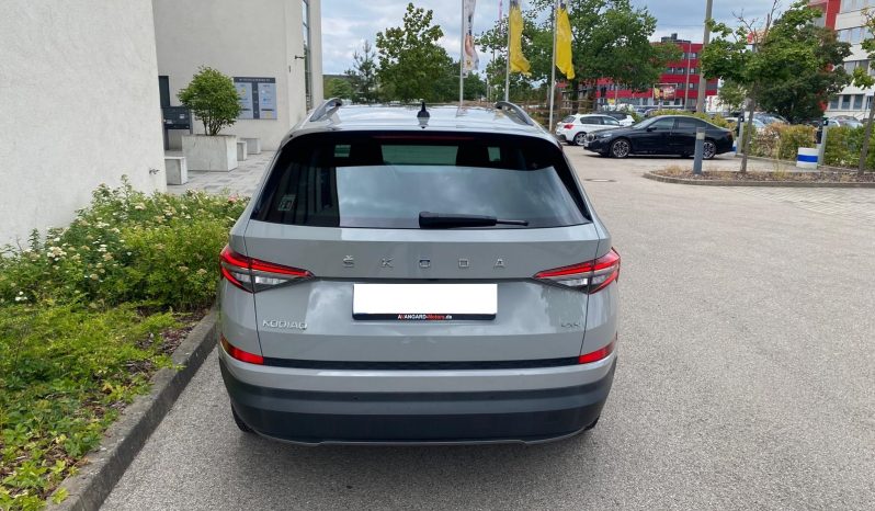 Škoda Kodiaq Clever 4×4 2.0 TDI MATRIX*VIRTU*StHz*Pano*7SITZ*360-Kam*AHK