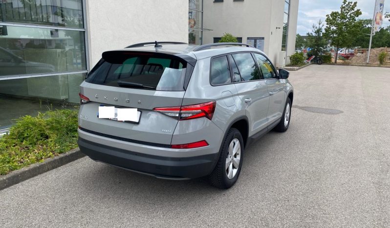 
								Škoda Kodiaq Clever 4×4 2.0 TDI MATRIX*VIRTU*StHz*Pano*7SITZ*360-Kam*AHK voll									