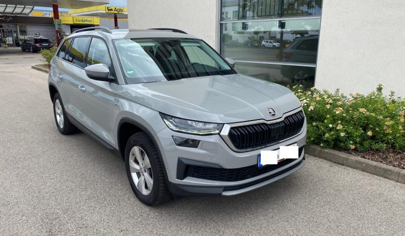 
								Škoda Kodiaq Clever 4×4 2.0 TDI MATRIX*VIRTU*StHz*Pano*7SITZ*360-Kam*AHK voll									