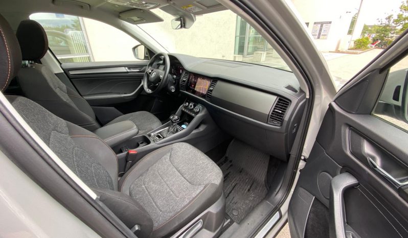 
								Škoda Kodiaq Clever 4×4 2.0 TDI MATRIX*VIRTU*StHz*Pano*7SITZ*360-Kam*AHK voll									
