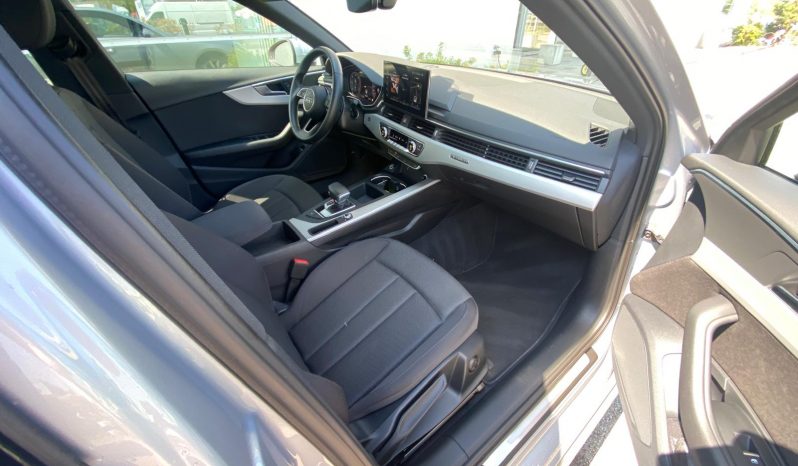 
								Audi A4 Lim. 40 TDI quattro MATRIX*VIRTU*R-Kamera* voll									