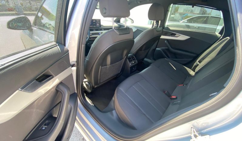 
								Audi A4 Lim. 40 TDI quattro MATRIX*VIRTU*R-Kamera* voll									