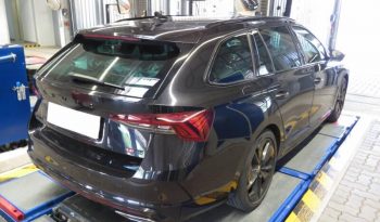 
									Skoda Octavia Combi RS 2.0 TDI DSG *VIRTU*STH*MATRIX*AHK*ACC+*LINE voll								