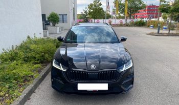 
									Skoda Octavia Combi RS 2.0 TDI DSG *VIRTU*STH*MATRIX*AHK*ACC+*LINE voll								