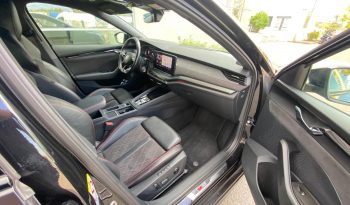 
									Skoda Octavia Combi RS 2.0 TDI DSG *VIRTU*STH*MATRIX*AHK*ACC+*LINE voll								