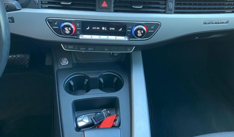 
								Audi A4 Lim. 40 TDI quattro MATRIX*VIRTU*R-Kamera* voll									