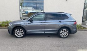 Volkswagen Tiguan Allspace R-Line 4M MATRIX*7SITZ*HARMAN*360 Kamera*ACC+*AHK