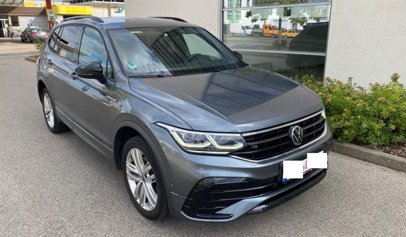 
								Volkswagen Tiguan Allspace R-Line 4M MATRIX*7SITZ*HARMAN*360 Kamera*ACC+*AHK voll									