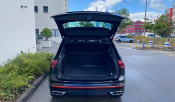 
									Volkswagen Tiguan R-Line BLACK 2.0 TDI DSG 4M MATRIX*VIRTUAL*360K*ACC+*HUD*AHK voll								
