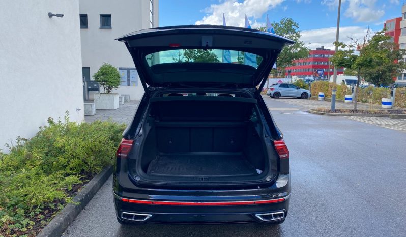 Volkswagen Tiguan R-Line BLACK 2.0 TDI DSG 4M MATRIX*VIRTUAL*360K*ACC+*HUD*AHK