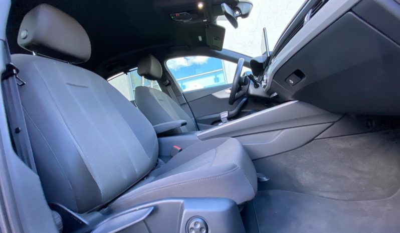 
								Audi A4 Lim. 40 TDI quattro MATRIX*VIRTU*R-Kamera* voll									