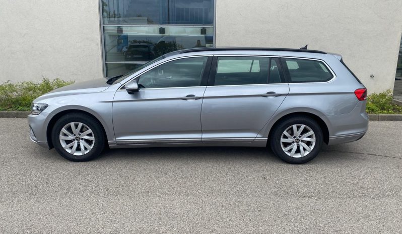 
								Volkswagen Passat Variant 2.0 TDI SCR DSG Business LED*VIRTU*ACC+*Line*R-KAMERA*AHK voll									