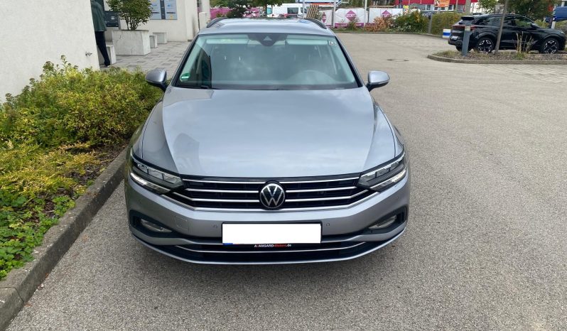 
								Volkswagen Passat Variant 2.0 TDI SCR DSG Business LED*VIRTU*ACC+*Line*R-KAMERA*AHK voll									