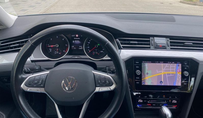 
								Volkswagen Passat Variant 2.0 TDI SCR DSG Business LED*VIRTU*ACC+*Line*R-KAMERA*AHK voll									