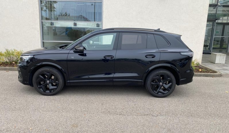 Volkswagen Tiguan R-Line BLACK 2.0 TDI DSG MATRIX*VIRTUAL*R-Kamera*ACC+**AHK